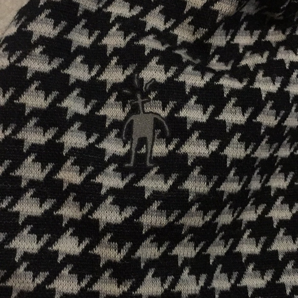 Hounds Tooth Reversible beenie